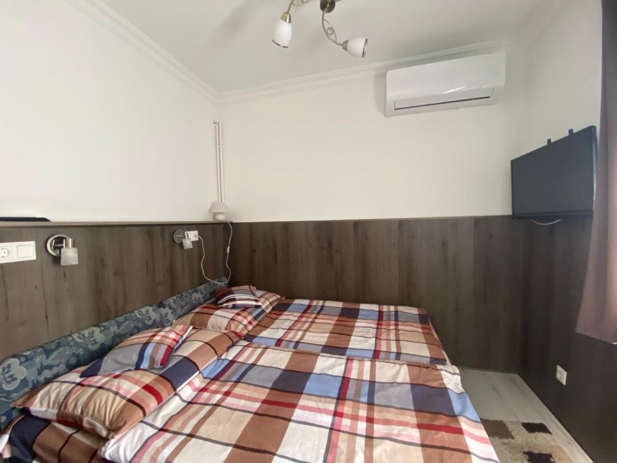 Holiday Apartmanház Balatonfüred Esterno foto