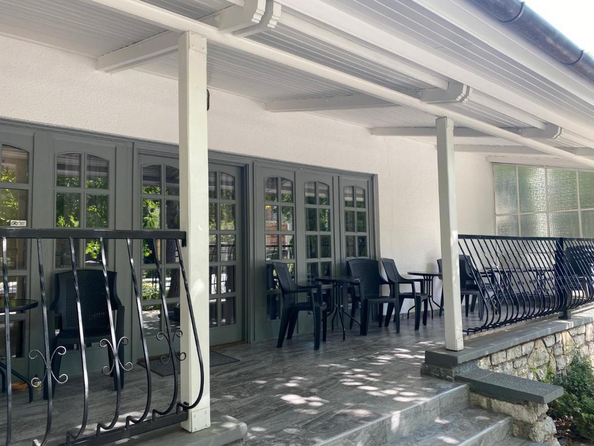 Holiday Apartmanház Balatonfüred Esterno foto