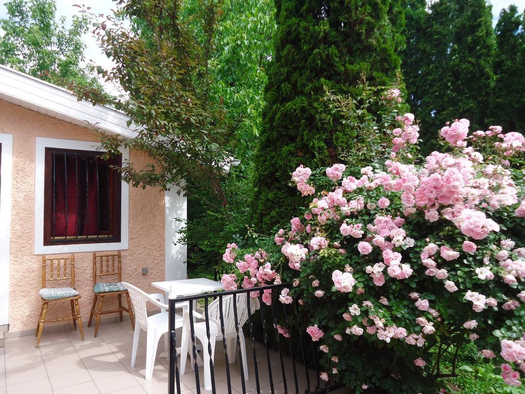 Holiday Apartmanház Balatonfüred Camera foto